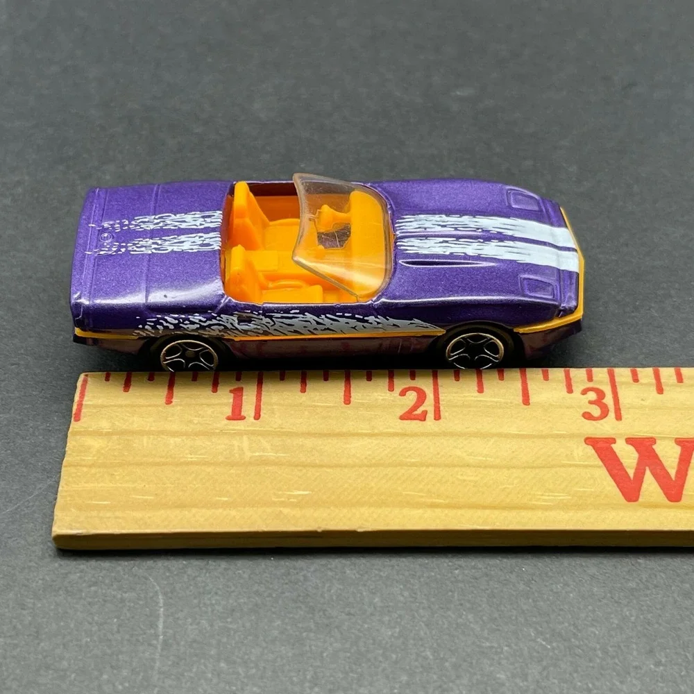 Matchbox 1987 '87 Chevrolet Corvette Convertible Car Purple Diecast‎ 1/56 Loose